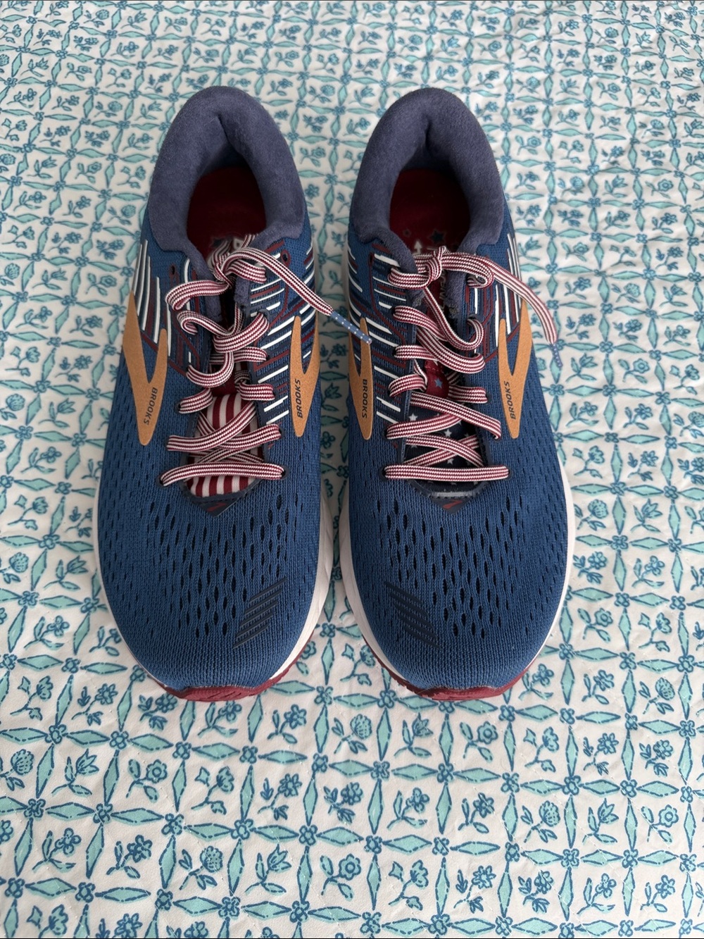New - Brooks Adrenaline Patriotic Running Shoes